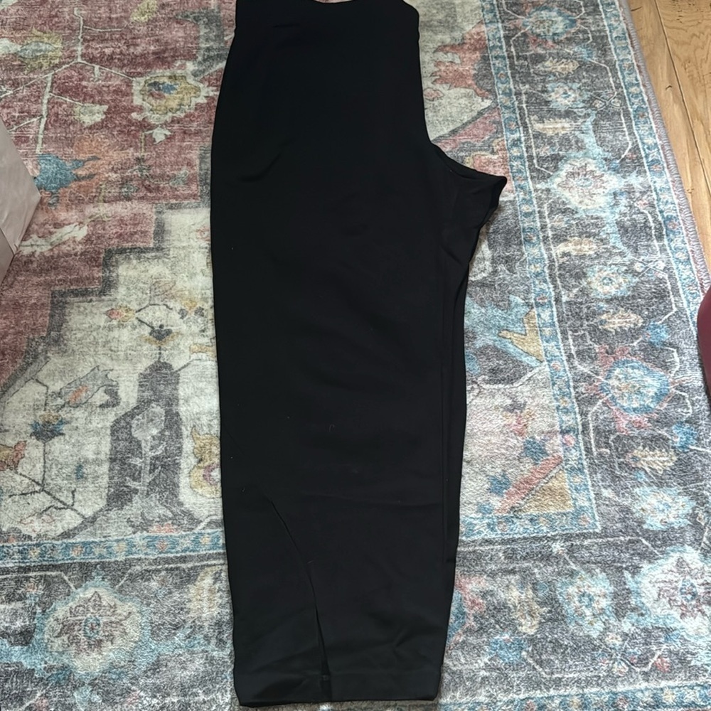 Vince Camuto black capri‎ pull on knit pants Sz 2X